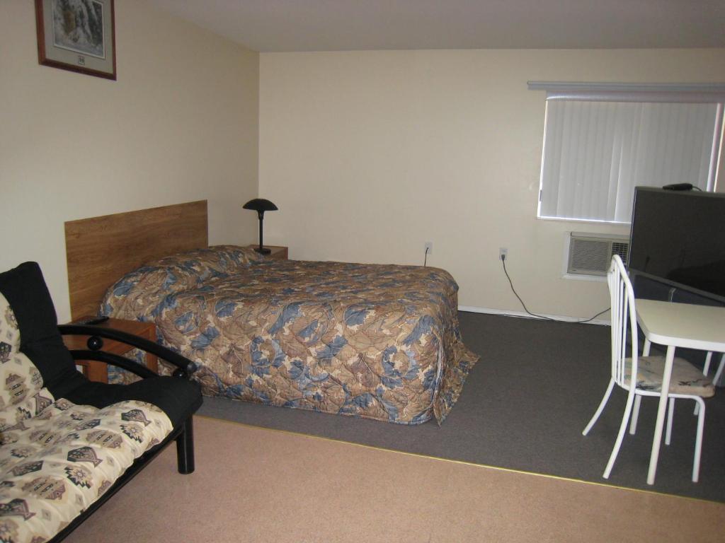 Fraser Bridge Inn And Rv Park Quesnel Pokój zdjęcie